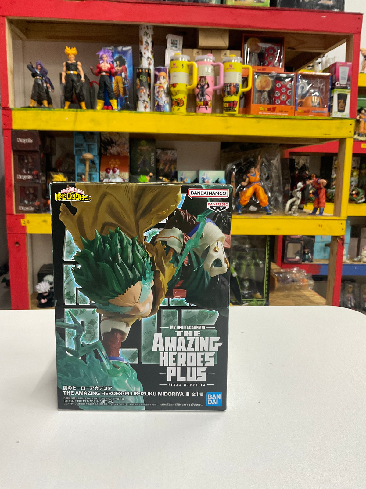 The amazing héroes plus izuku